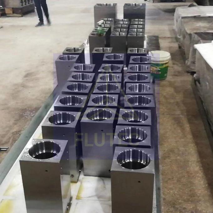 कस्टम-मेड 3. भारी शुल्क 42CrMo4 हाइड्रोलिक प्रेस के लिए सिलेंडर शरीर 2